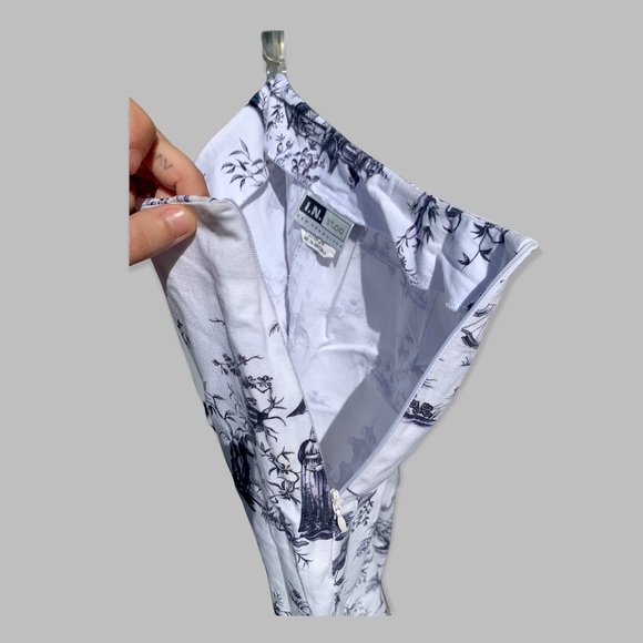 Pattern Pants - Picture 3 of 6